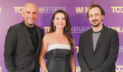 Gala Gecesi: Ünlü İsimler ve Sahne Performanslarıyla Dolu Anlar