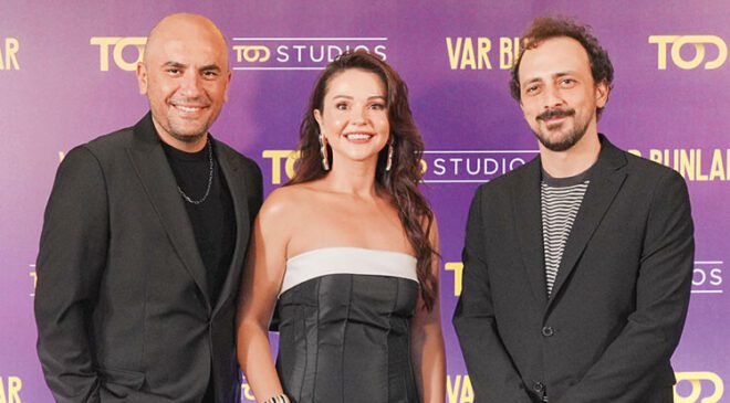 Gala Gecesi: Ünlü İsimler ve Sahne Performanslarıyla Dolu Anlar