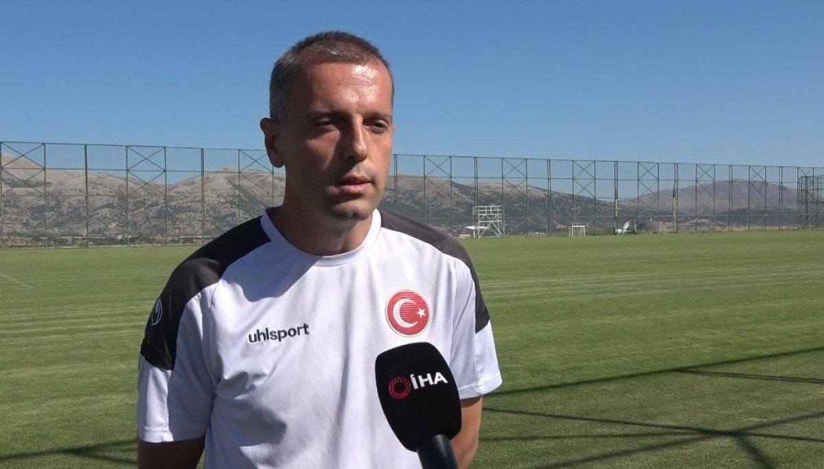 İşitme Engelli Futbolun Köprüleri: Okan Kurt’in Yolu ve Hayatını Değiştiren İşaret Dili