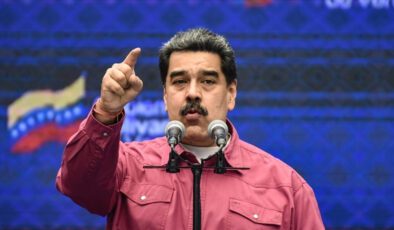 Maduro, ABD’nin Karşılıklı Sınırlarını Zorlayan Tehditlere Karşı Barış ve Direnişi Vurguluyor