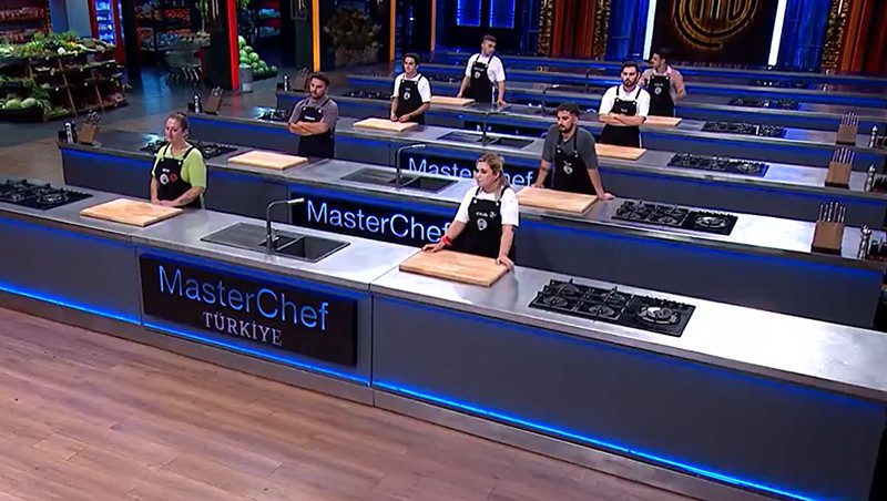 MasterChef Türkiye 2. Dokunulmazlık ve Eleme Gecesi: Kırmızı Takımın Derin Sarsıntısı