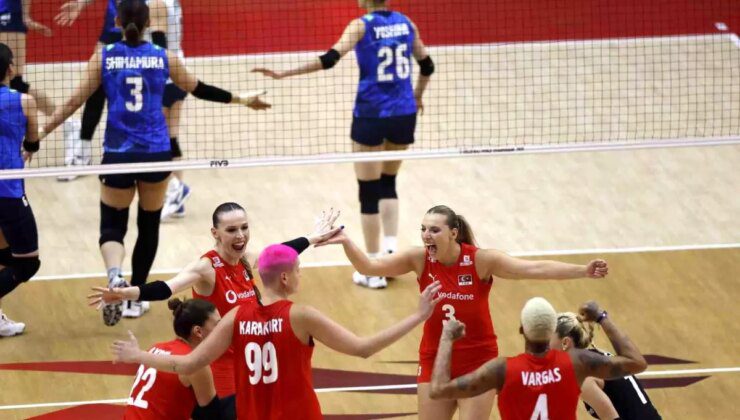 Milli Takım, Dünya Şampiyonası Yarı Finalinde Japonya’yı 3-1 yenerek Finale yükseldi