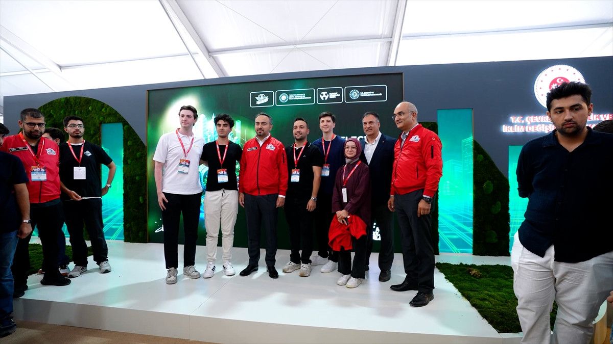TEKNOFEST İstanbul'da Bakanlık Standında Çevre, Şehircilik ve İklim Değişikliği'nin Çözümleri Tanıtılıyor