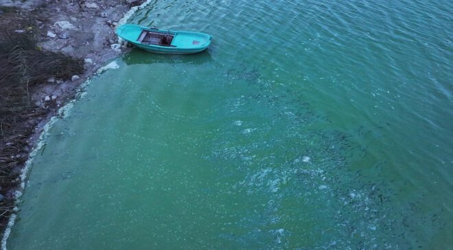 Terkos Barajı’nda Suların Renk Değişimi ve Kıyı Köşelerinde Köpükler: Drone Görüntüleri