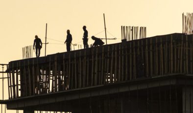 Türkiye’de İnşaat İstihdamı ve Konut Üretimindeki Dinamikler: Mevsimsel Artışlar ve Gelecek İçin Öngörüler