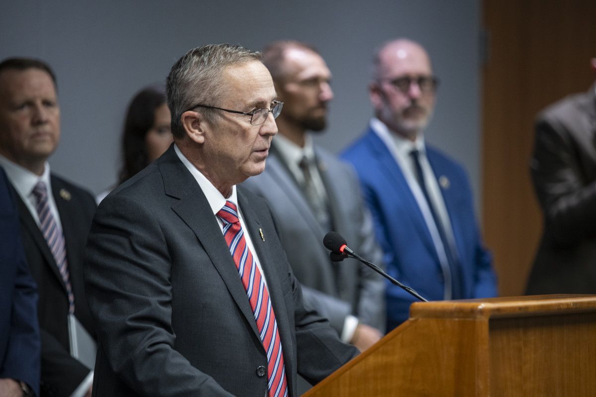 Utah County Savcısından Karar: Tyler Robinson’a Ağırlaştırılmış Cinayet Suçlamaları ve İdam Talebi